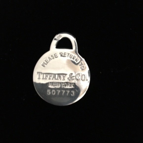 Tiffany & Co. Jewelry - 💎AUTHENTIC TIFFANY & CO. S/S PENDANT💎